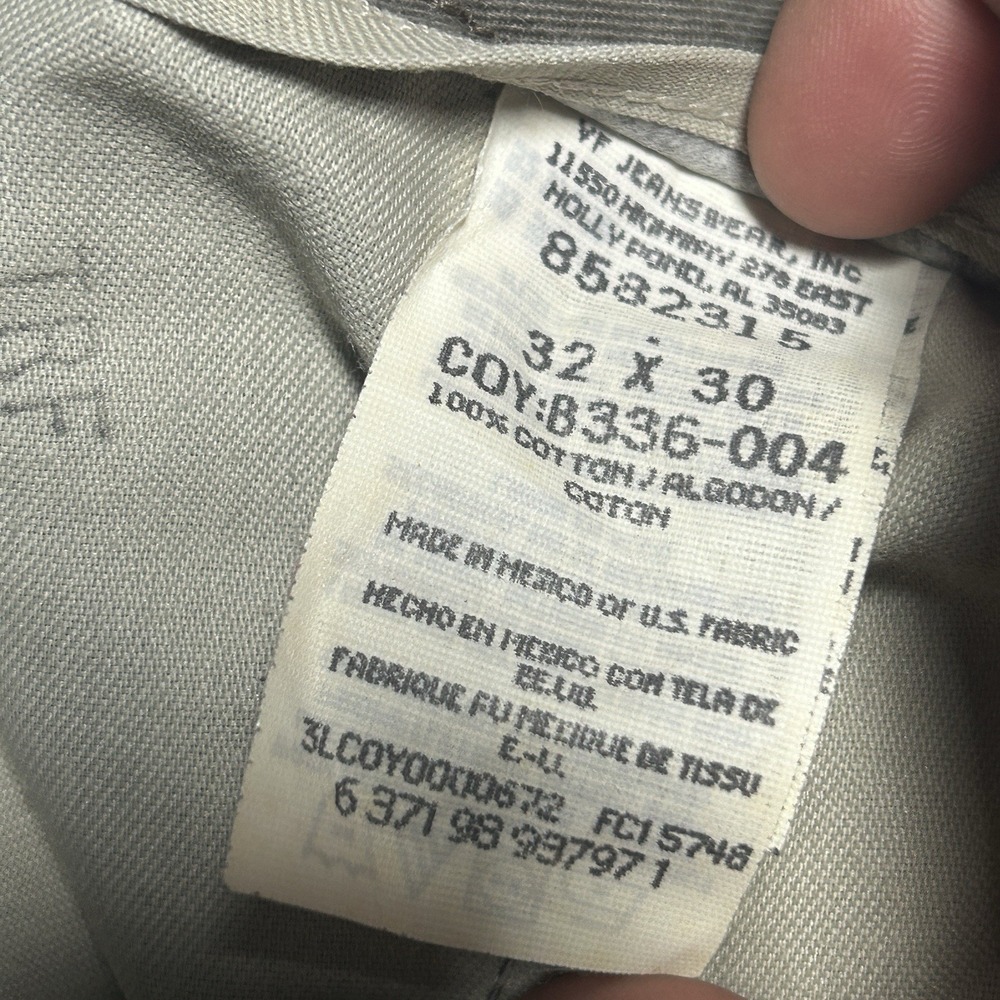 Vintage Lee Chino Pants Men's Size 32x30(32x28) Beige Barrel Wide Leg Fit - Picture 7 of 16